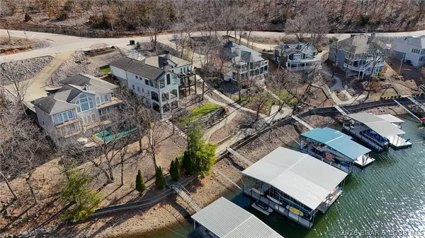 $1,750,000 | 1224 Palisades Drive, Four Seasons, MO 65049