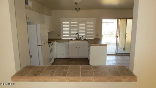 $1,750 | 4030 East Windrose Drive, Phoenix, AZ 85032
