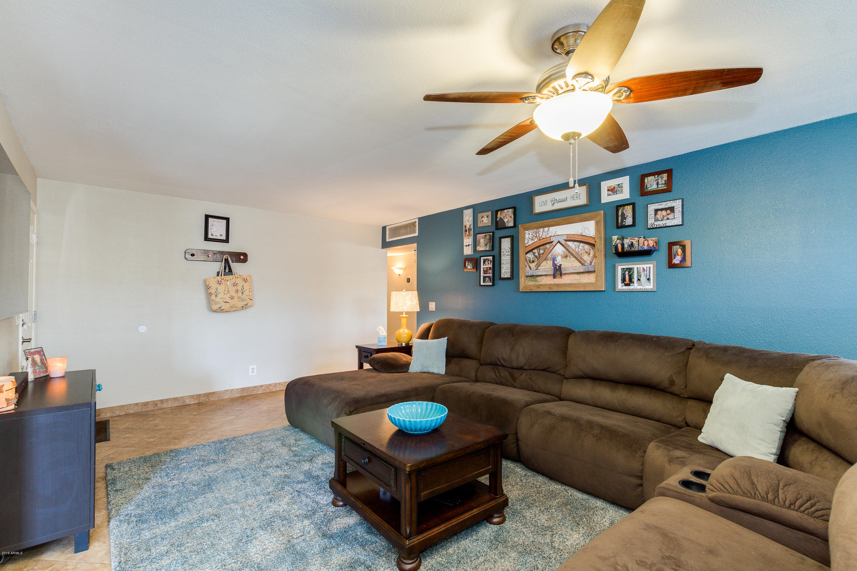 3021 West Bloomfield Road Phoenix, AZ 85029 - Photo 7 of 27 06 Bloomfield