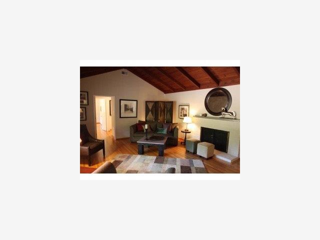 283 Quinnhill Road Los Altos, CA 94024 - Photo 4 of 9 Gallery Image 4