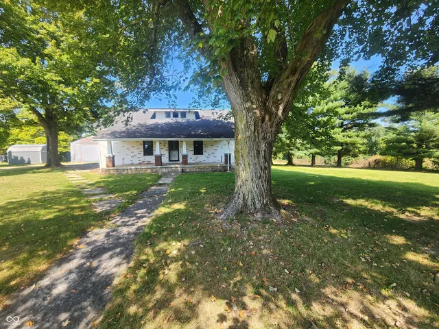 $213,800 | 3852 West Co Road 1100 South, Westport, IN 47283