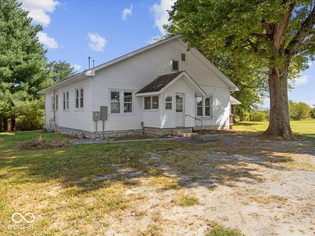 $213,800 | 3852 West Co Road 1100 South, Westport, IN 47283