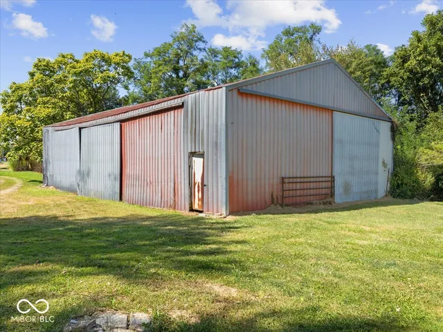 $213,800 | 3852 West Co Road 1100 South, Westport, IN 47283