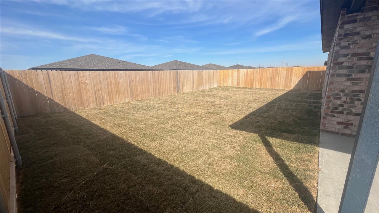 4912 Ratliff Street Amarillo, TX 79118 - Photo 5 of 24 4912 Ratliff _ Back Yard