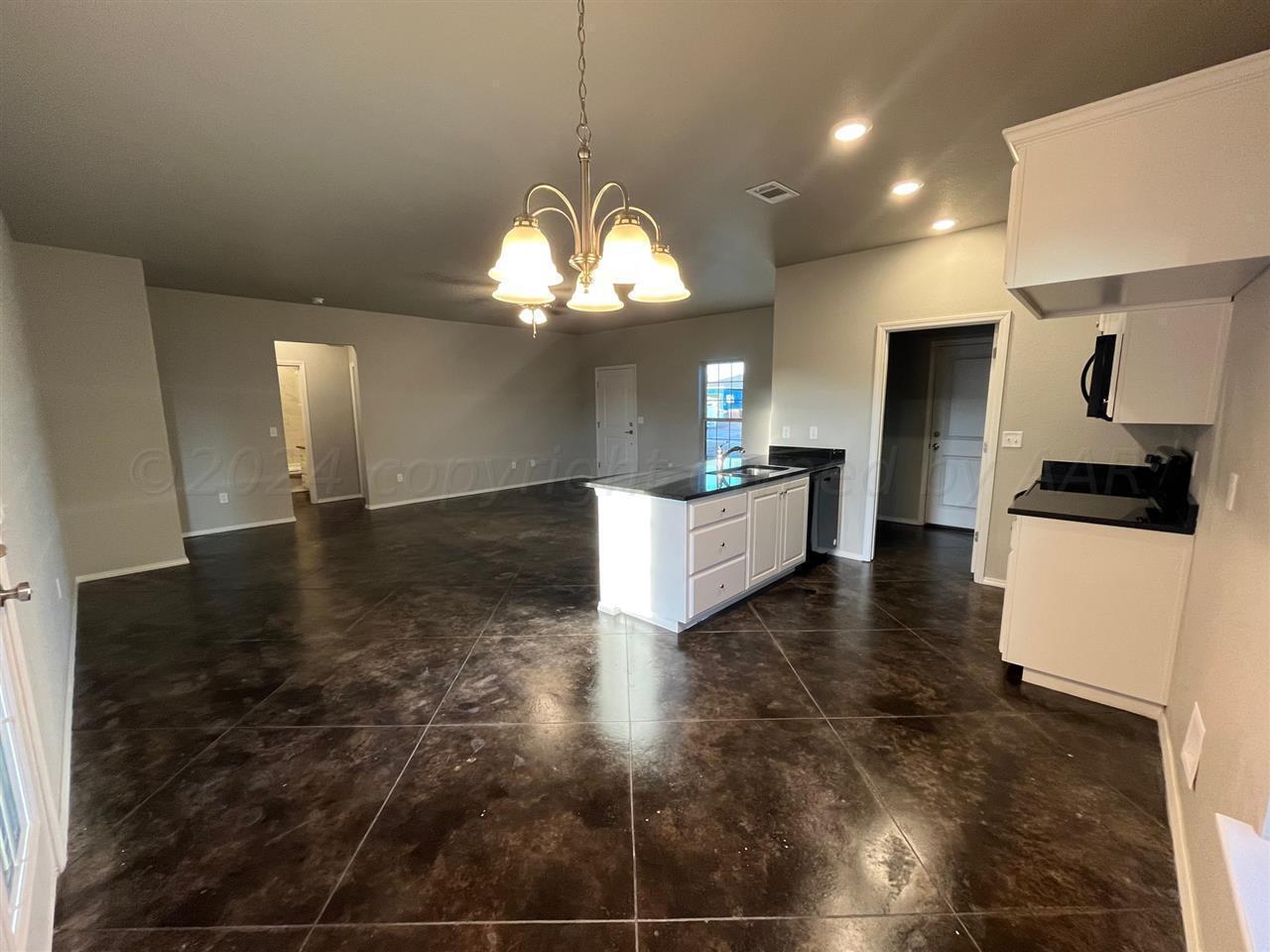 4912 Ratliff Street Amarillo, TX 79118 - Photo 6 of 24 IMG_2426