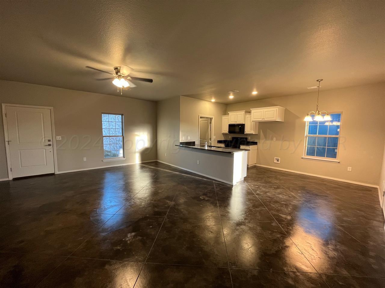 4912 Ratliff Street Amarillo, TX 79118 - Photo 8 of 24 IMG_2420