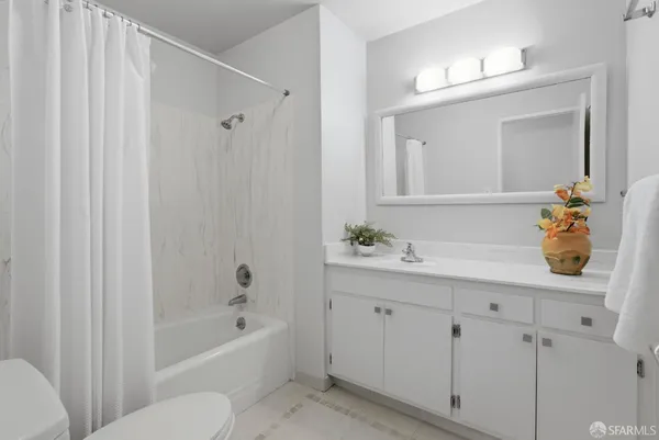$998,000 | 8440 Skyline Boulevard, Oakland, CA 94611