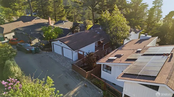 $998,000 | 8440 Skyline Boulevard, Oakland, CA 94611