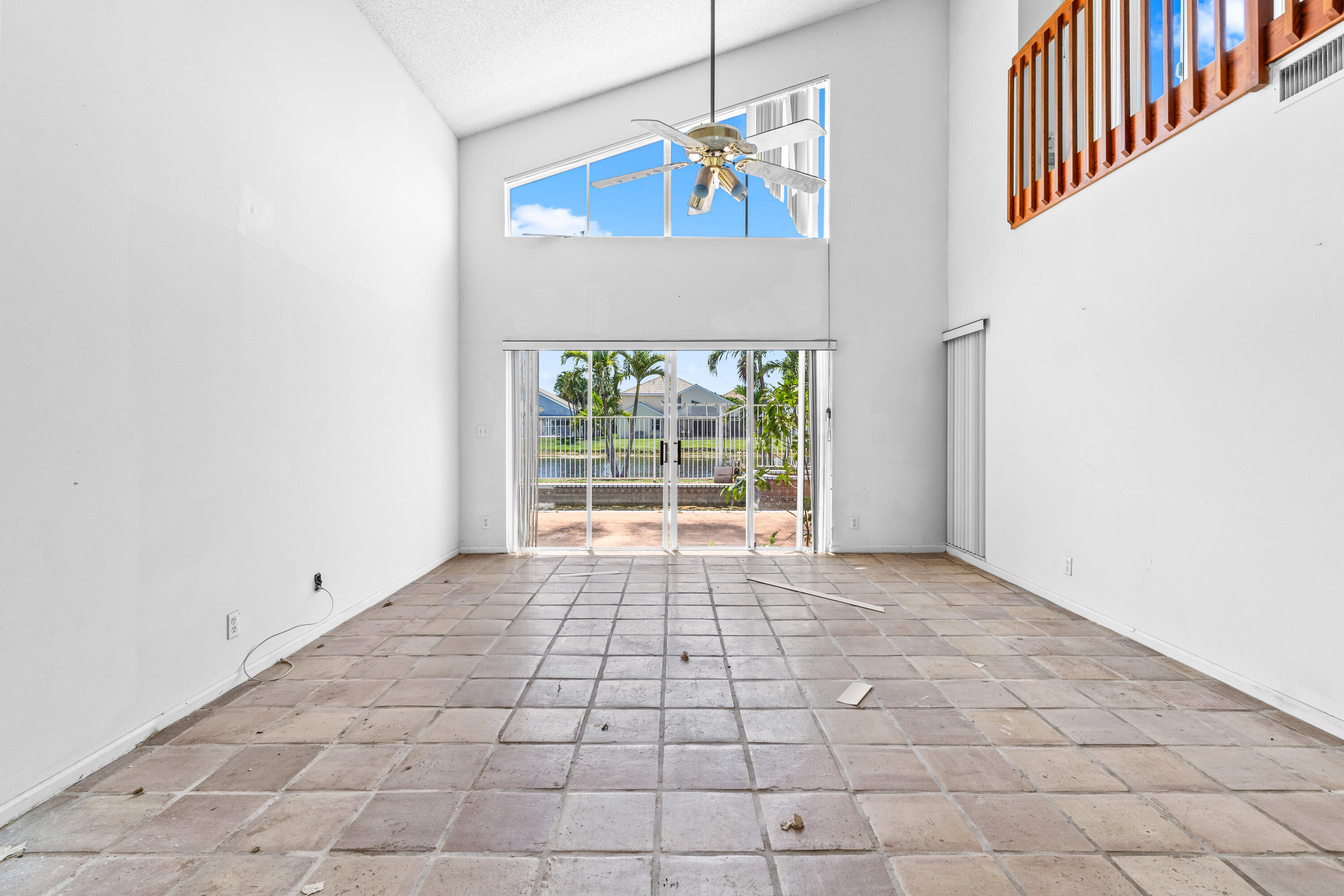 8885 Spring Valley Drive Boynton Beach, FL 33472 - Photo 5 of 38 LIVING AREA