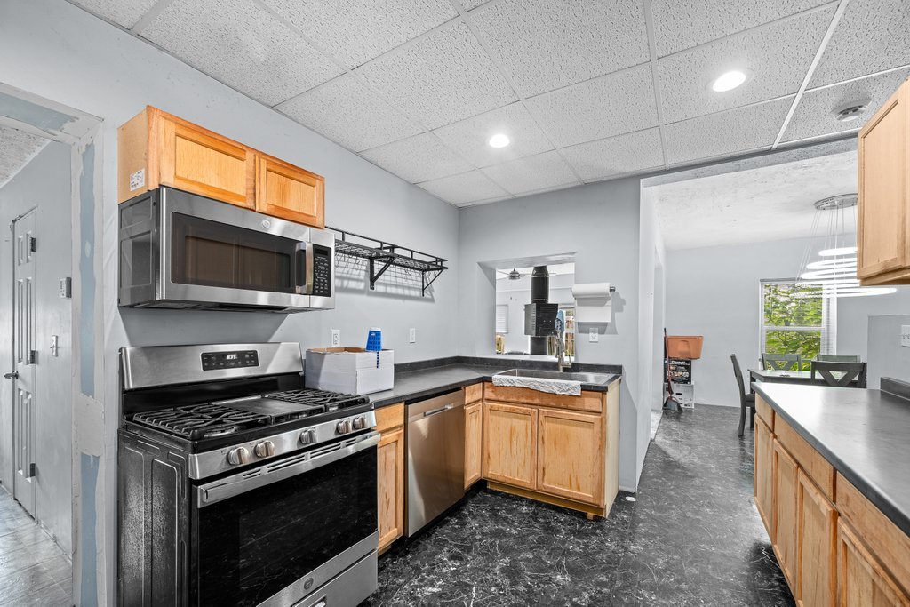 1408 13th Street Viola, IL 61486 - Photo 11 of 40