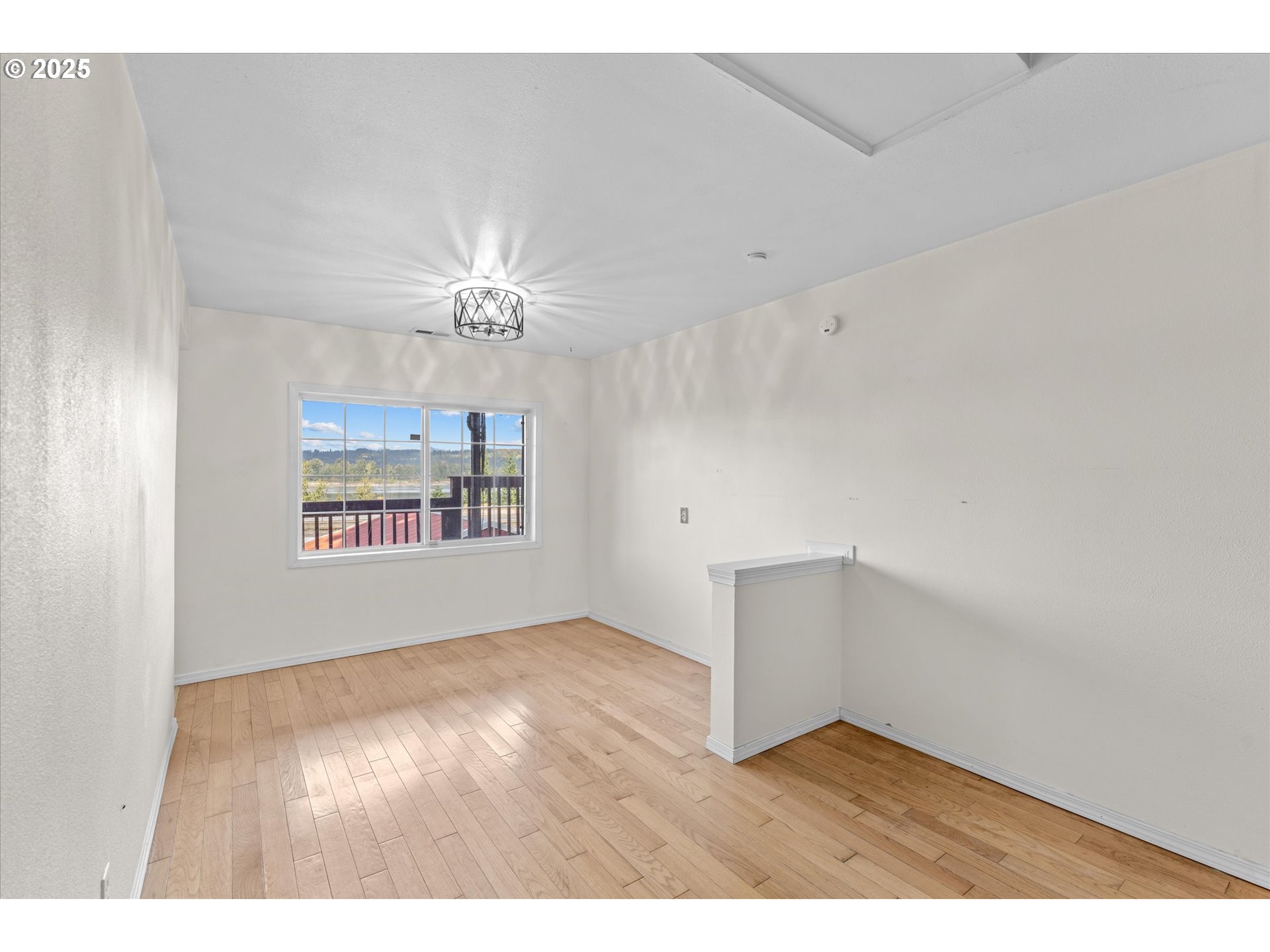 3011 Northeast Rasmussen Road Corbett, OR 97019 - Photo 15 of 33