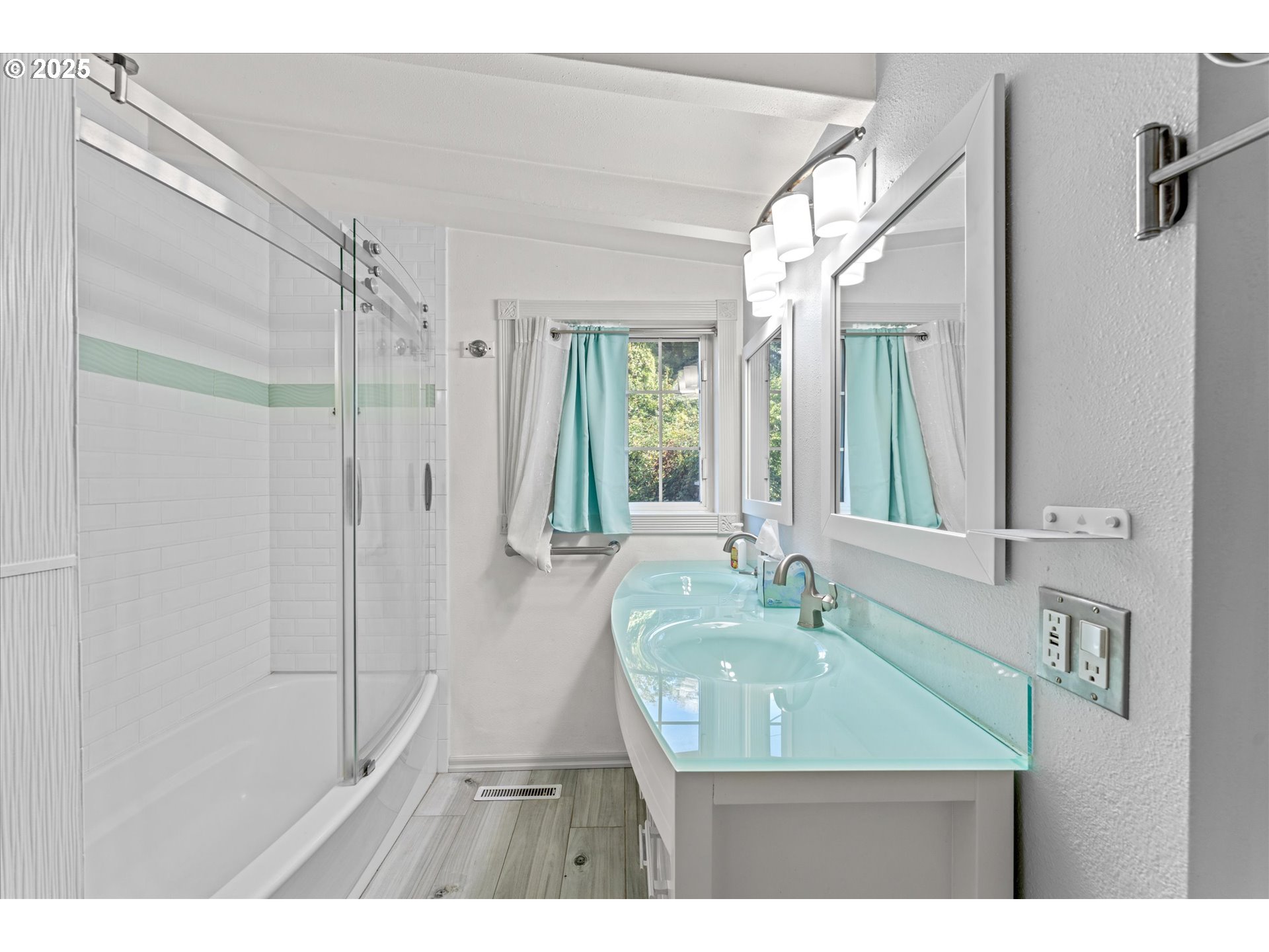 3011 Northeast Rasmussen Road Corbett, OR 97019 - Photo 8 of 33