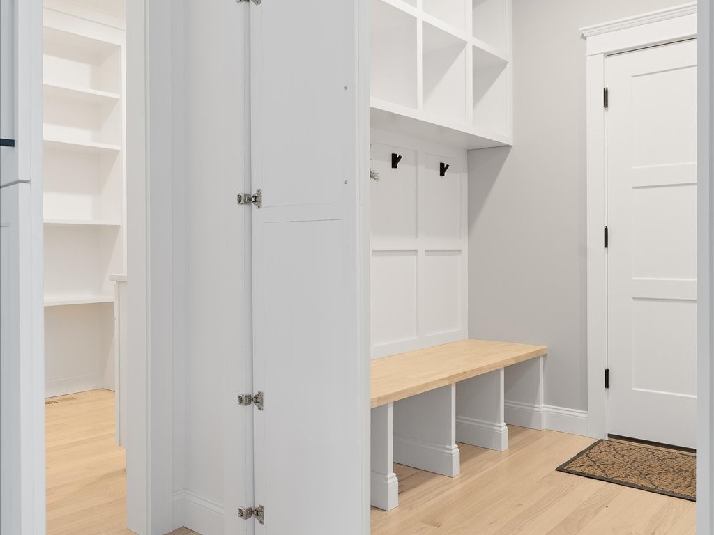 141 Fox Ridge Drive Cranston, RI 02921 - Photo 20 of 47