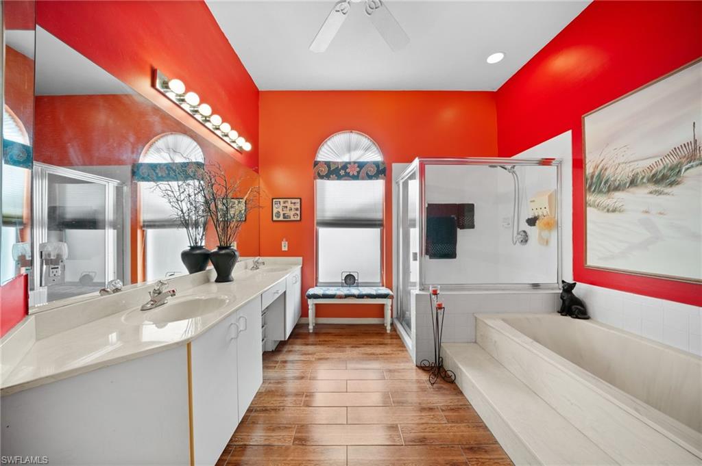 256 Countryside Drive Naples, FL 34104 - Photo 16 of 40