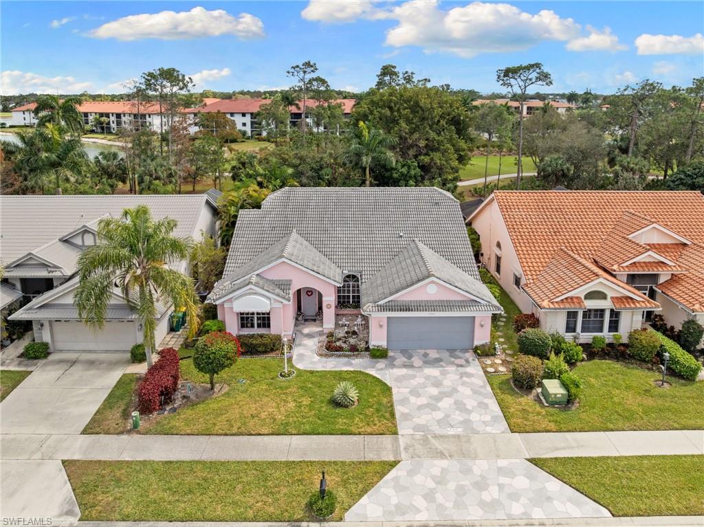 256 Countryside Drive Naples, FL 34104 - Photo 29 of 40 Front of Home