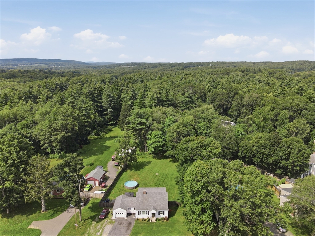 229 Whalom Road Lunenburg, MA 01462 - Photo 37 of 39 Gallery Image 37