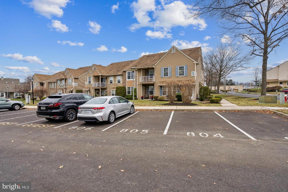 3190B Neils Court Mount Laurel, NJ 08054 - Photo 4 of 27 Parking right out side of front door.