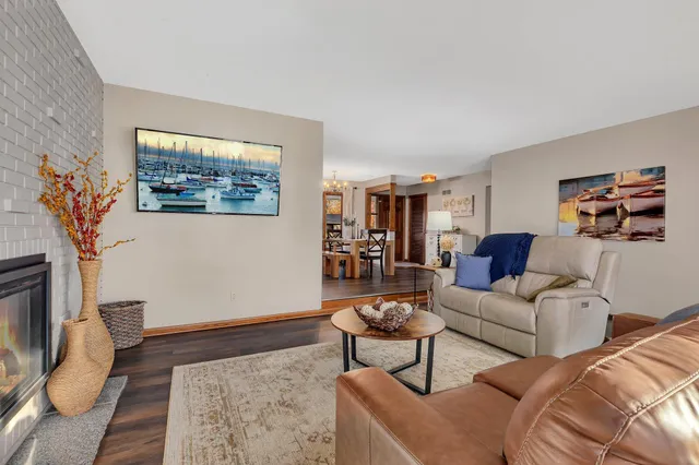 $405,000 | 2004 Hillcrest Drive, St. Cloud, MN 56303