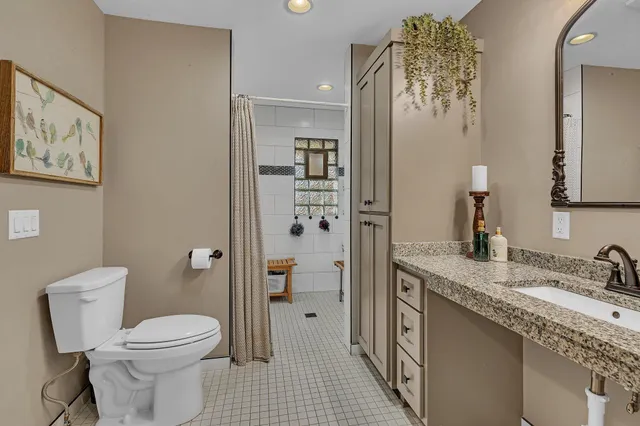 $405,000 | 2004 Hillcrest Drive, St. Cloud, MN 56303