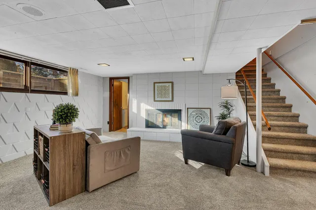 $405,000 | 2004 Hillcrest Drive, St. Cloud, MN 56303