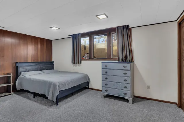 $405,000 | 2004 Hillcrest Drive, St. Cloud, MN 56303