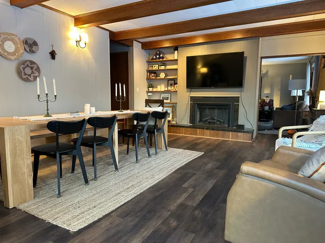 $405,000 | 2004 Hillcrest Drive, St. Cloud, MN 56303