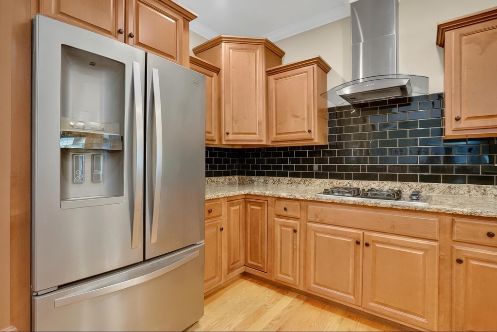 32 Bissonnette Circle Southampton, MA 01073 - Photo 7 of 38