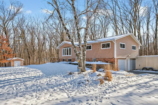 $470,000 | 861 Willow Ridge I, Hudson, WI 54016