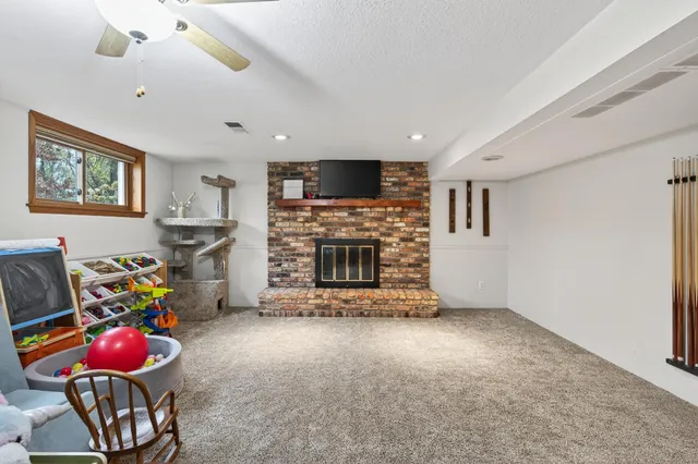 $475,000 | 861 Willow Ridge I, Hudson, WI 54016