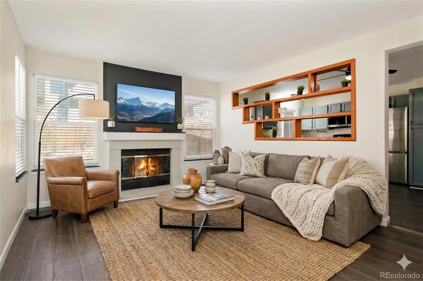 581 Longfellow Lane Highlands Ranch, CO 80126 - Photo 4 of 39