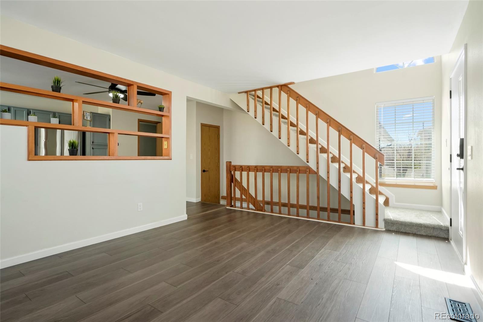 581 Longfellow Lane Highlands Ranch, CO 80126 - Photo 8 of 39