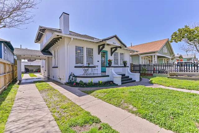 $530,000 | 3519 Avenue R 1/2, Galveston, TX 77550