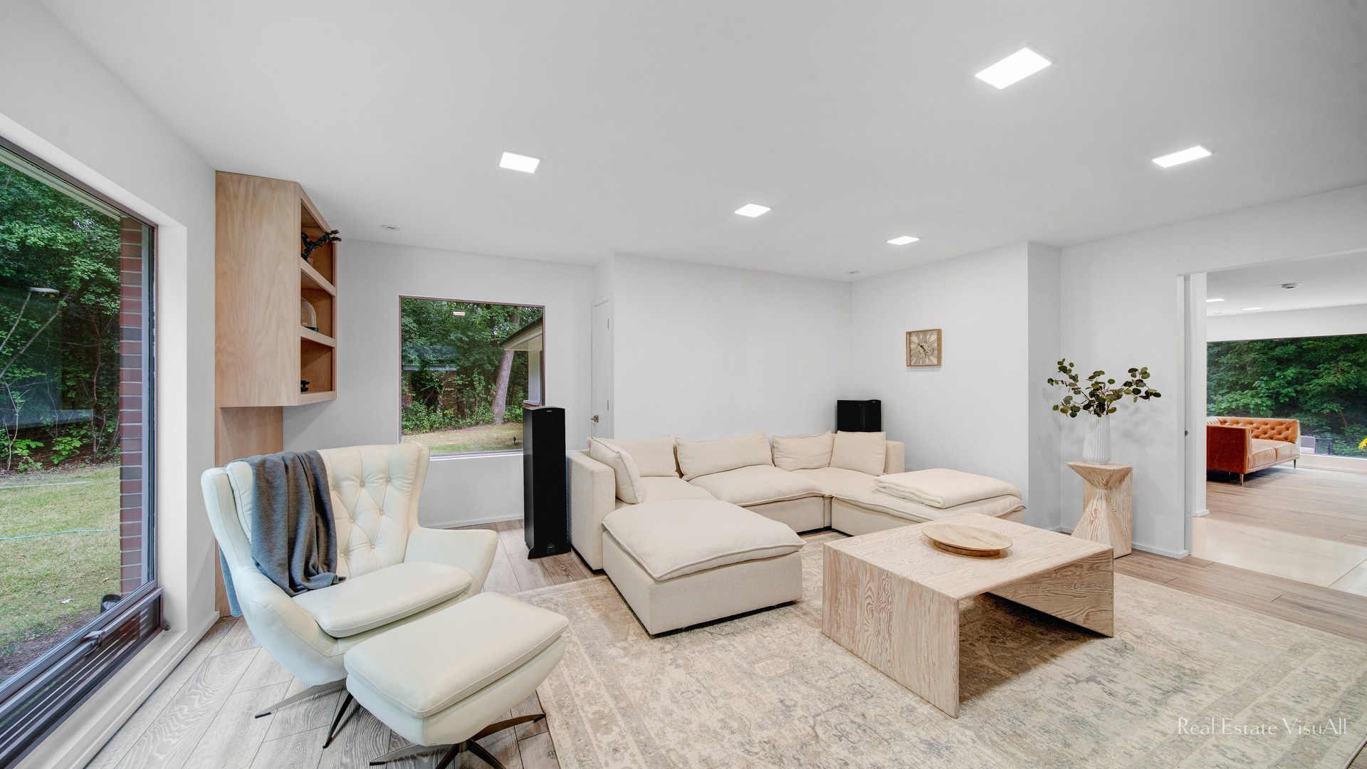 2610 Ridge Road Highland Park, IL 60035 - Photo 6 of 32 a living room with furniture and a large window