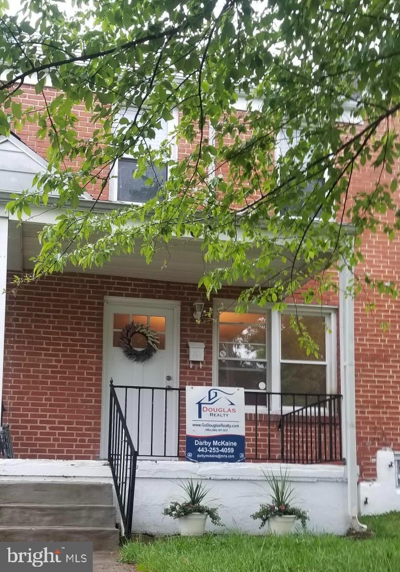3660 Greenvale Road Baltimore, MD 21229 - Photo 2 of 20
