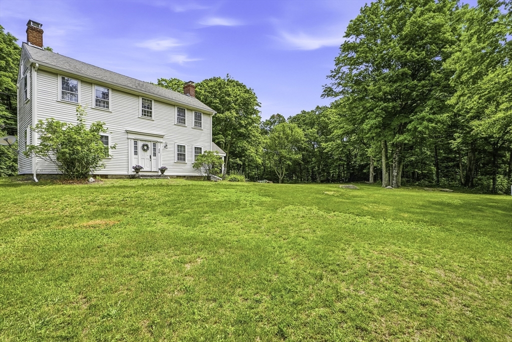 236 Mendon Street Upton, MA 01568 - Photo 34 of 41