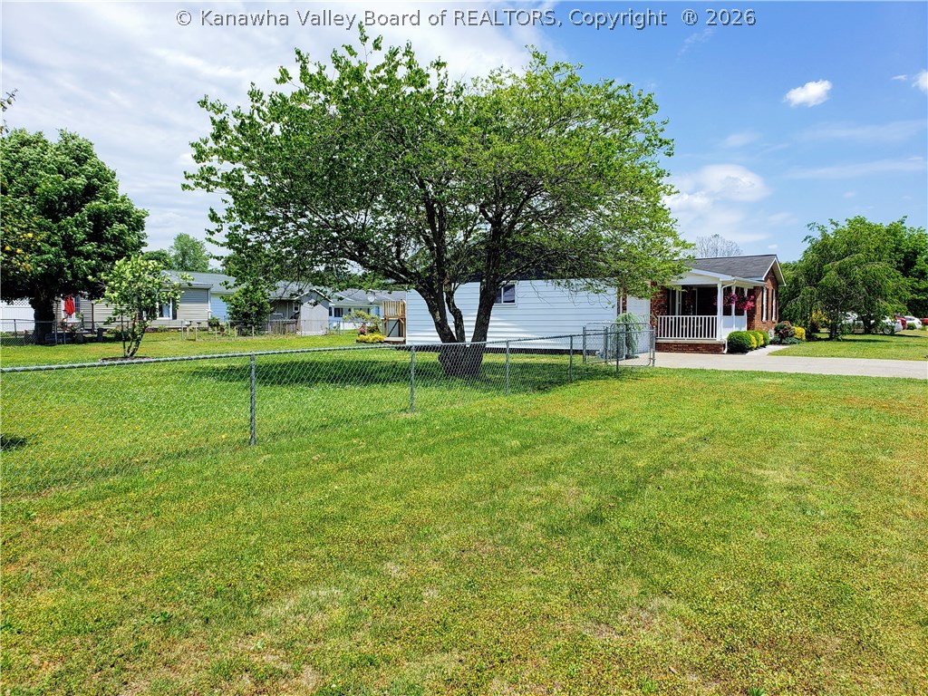35 Warwick Road Point Pleasant, WV 25550 - Photo 4 of 32 Fenced on approximately 1/3 Acre
