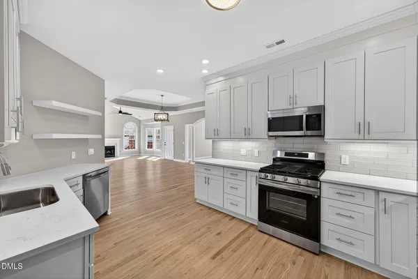 $875,000 | 2004 Clyde Bank Court, Cary, NC 27511