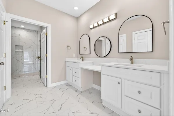 $875,000 | 2004 Clyde Bank Court, Cary, NC 27511