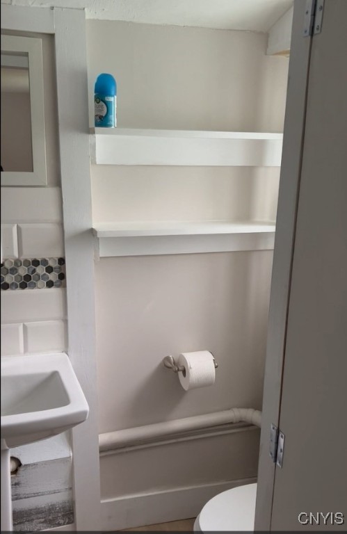 7084 Lakeshore Road Cicero, NY 13039 - Photo 11 of 14