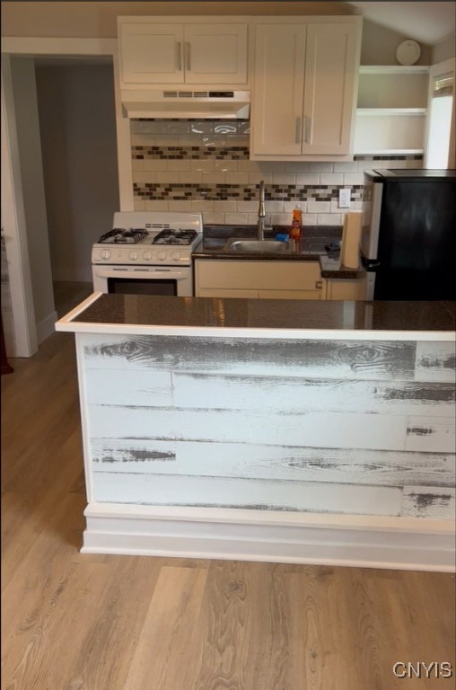 7084 Lakeshore Road Cicero, NY 13039 - Photo 4 of 14