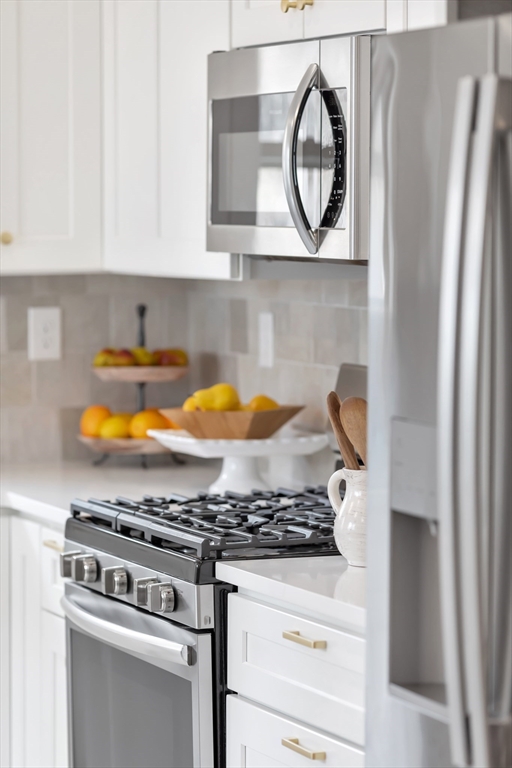 187 Colburn Street, Unit 187 Dedham, MA 02026 - Photo 5 of 27