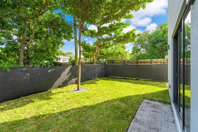 $899,000 | 225 Northwest 40th Court, Miami, FL 33126