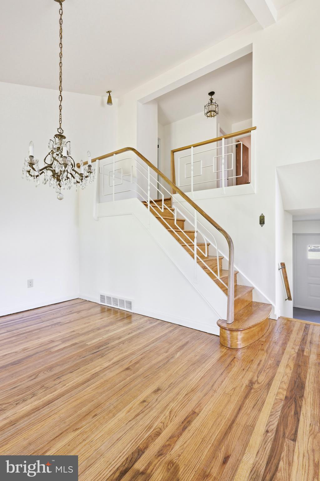 1517 Thornberry Road Wyncote, PA 19095 - Photo 16 of 38