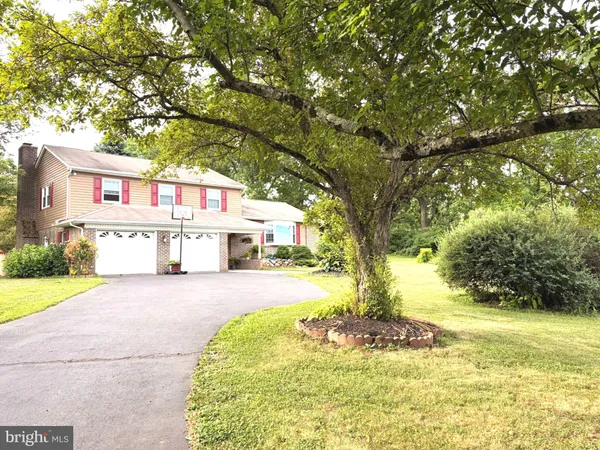 $489,900 | 4804 Manor Way, East Greenville, PA 18041