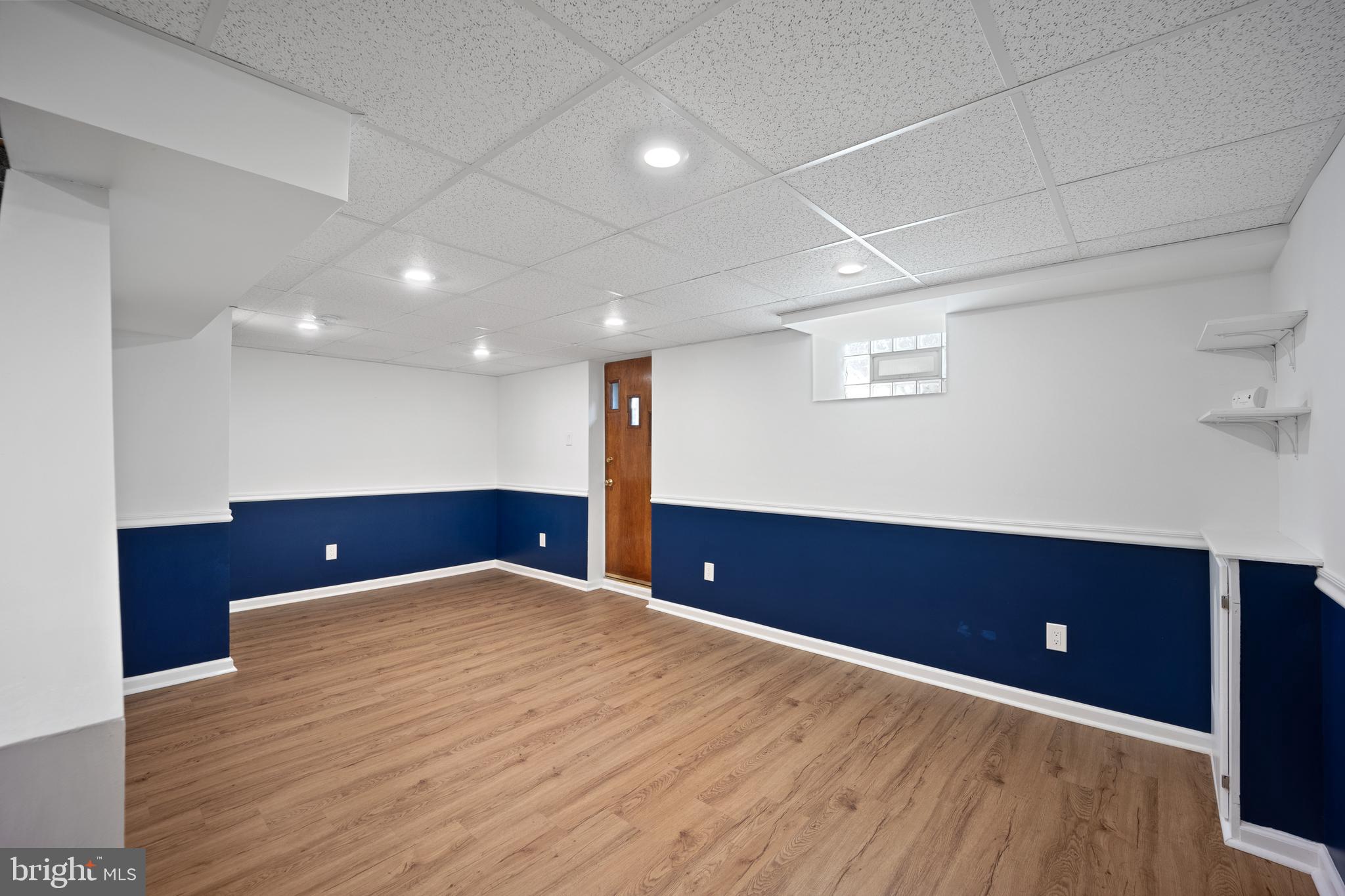 268 Beechwood Avenue Springfield, PA 19064 - Photo 26 of 36 a view of empty room with wooden floor