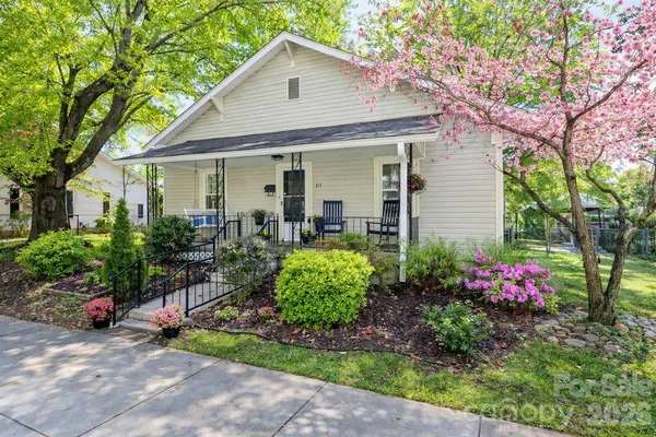 $329,900 | 313 Dingler Avenue, Mooresville, NC 28115