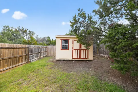 $300,000 | 11 West El Camino Real, Wimberley, TX 78676