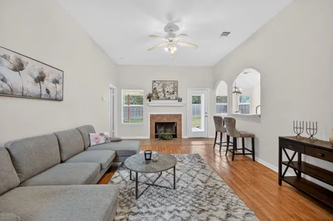 $300,000 | 11 West El Camino Real, Wimberley, TX 78676