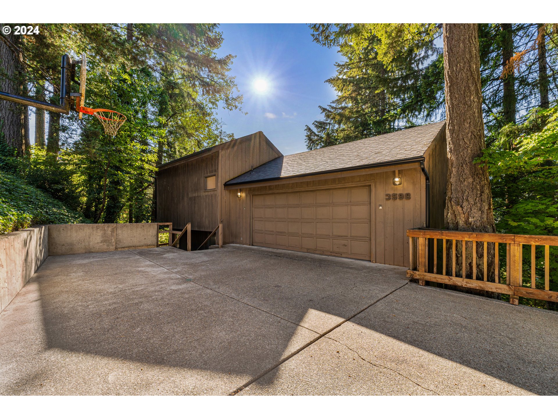 3598 Spring Boulevard Eugene, OR 97405 - Photo 1 of 48 Gallery Image 1
