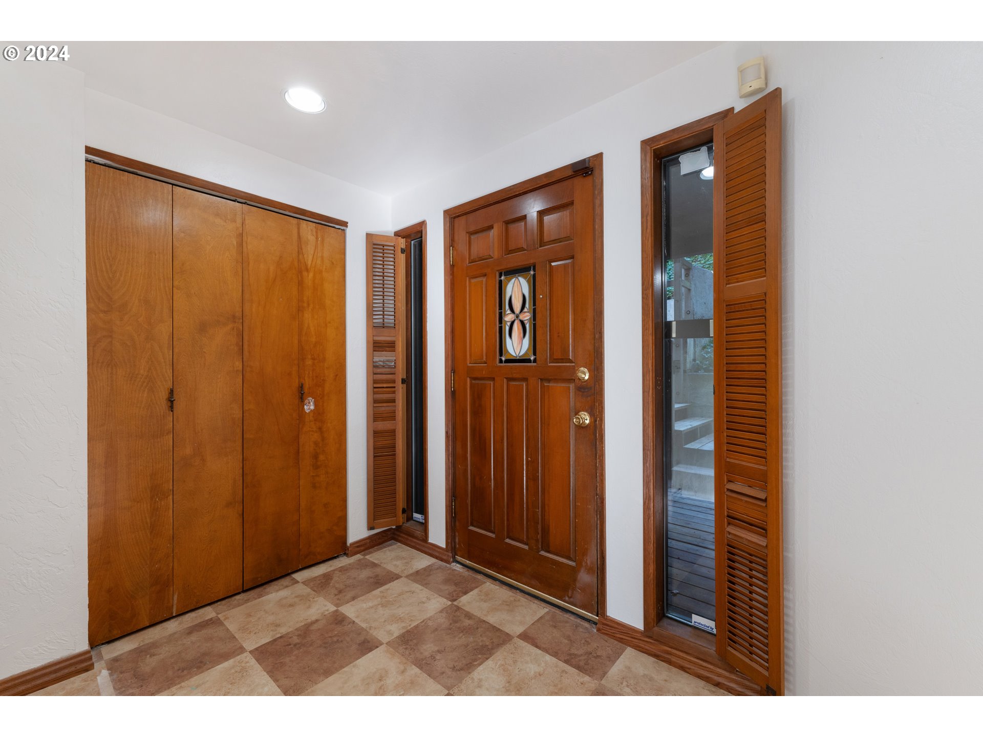3598 Spring Boulevard Eugene, OR 97405 - Photo 14 of 48 Gallery Image 14